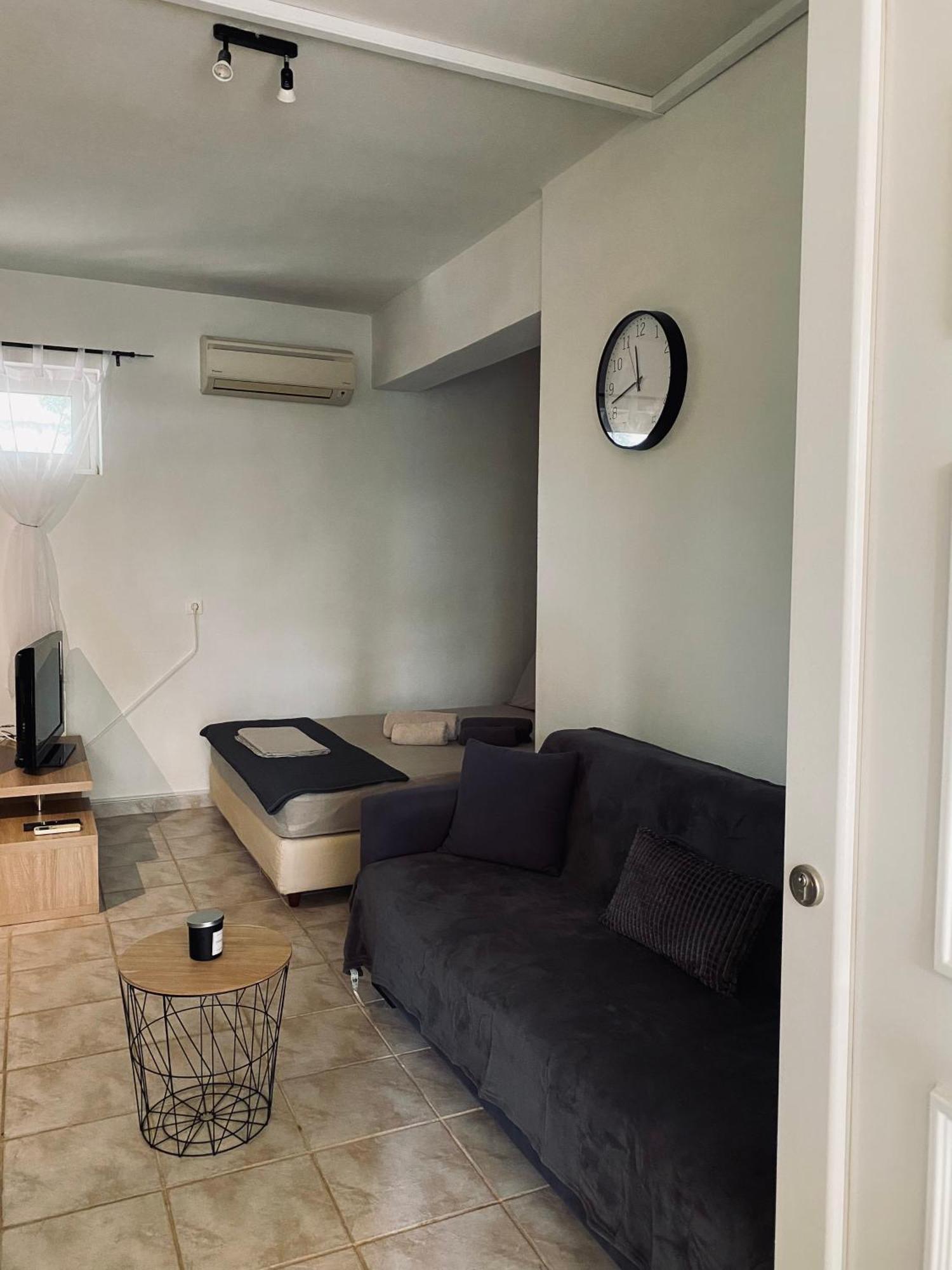 Independent House At Glyfada Appartement Athene Buitenkant foto