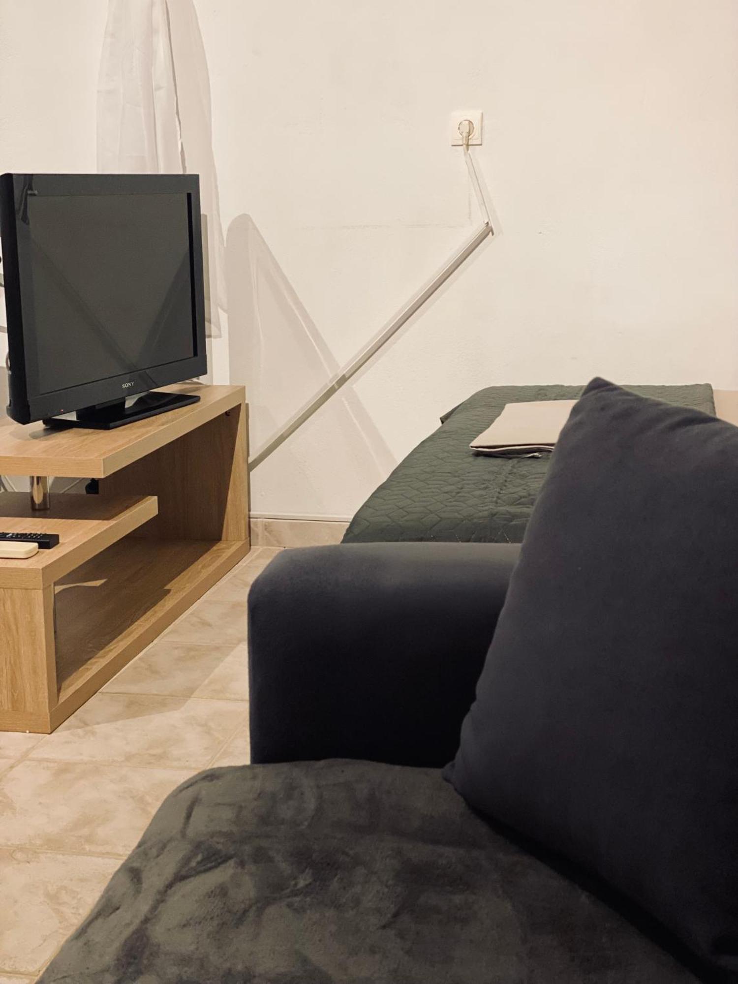 Independent House At Glyfada Appartement Athene Buitenkant foto