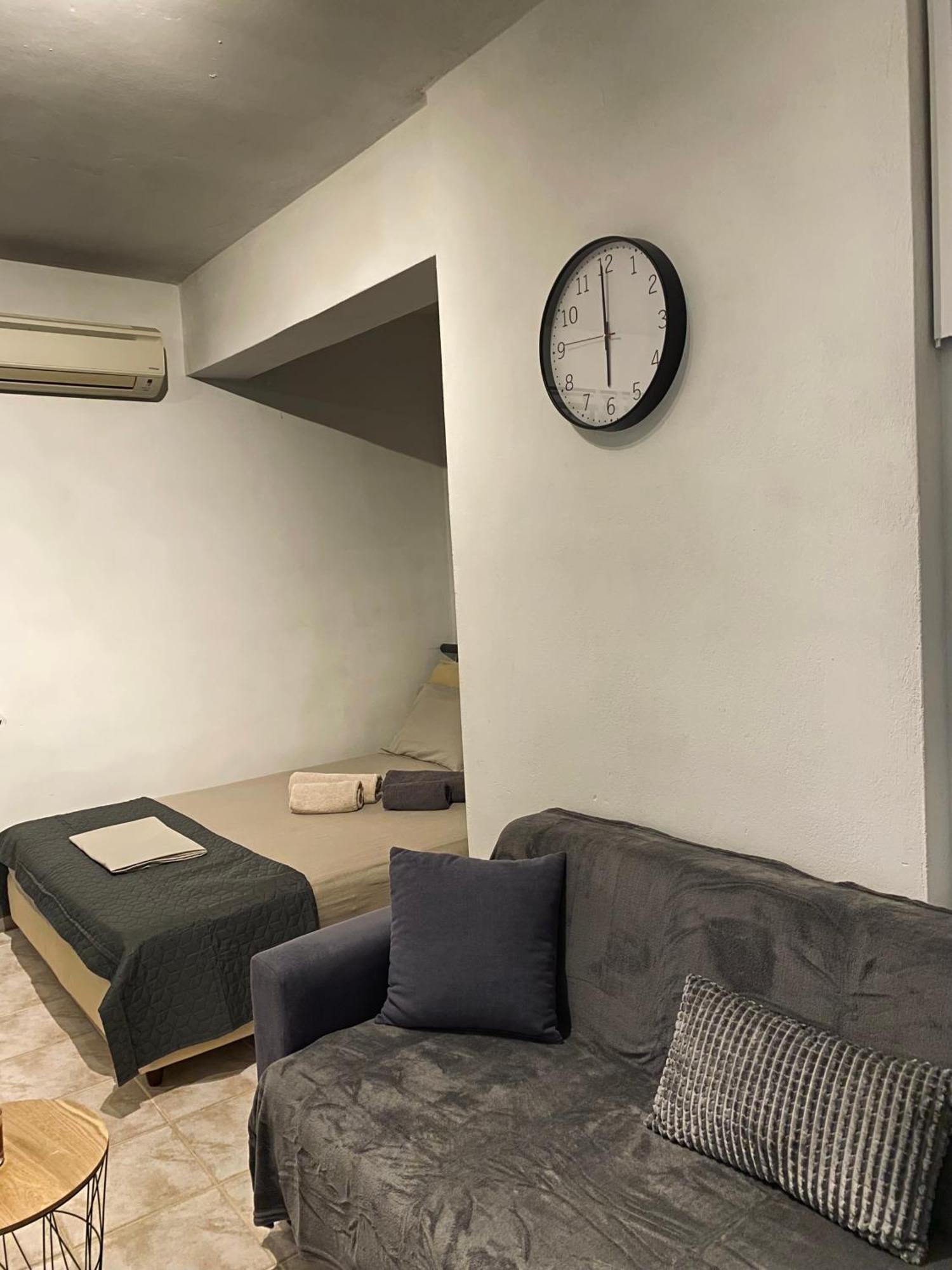 Independent House At Glyfada Appartement Athene Buitenkant foto